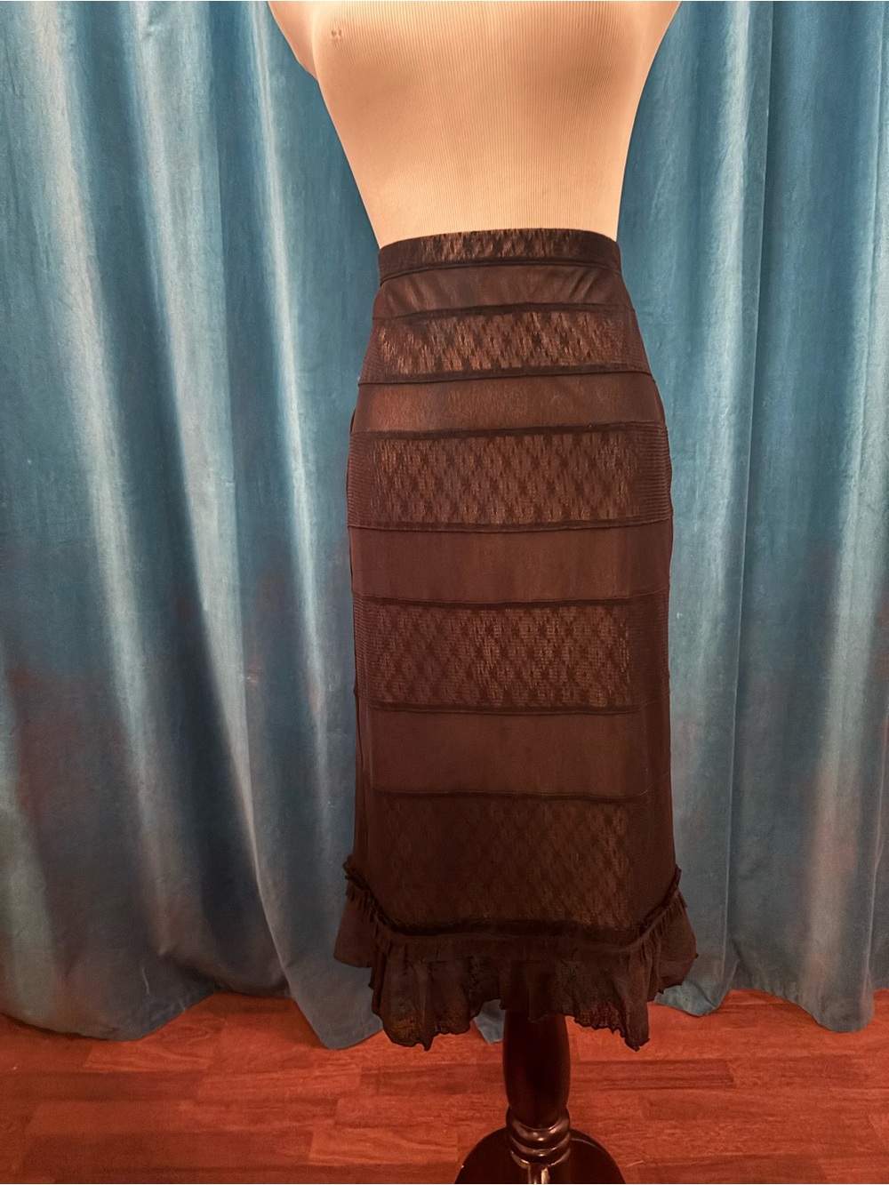 Express Black Lace-Panel Midi Skirt with Ruffled Hem